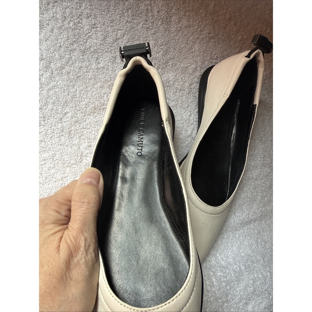 Vince Camuto Bendreta White Leather Pointed Toe Toggle Ballet Flats Size 10M - Picture 3 of 8